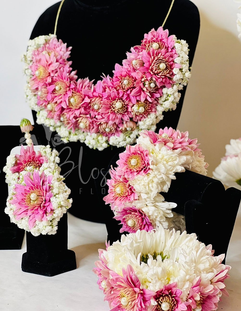 best room decor stores